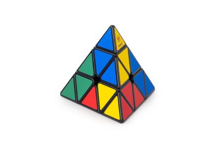 m_pyraminx_lr_05-product-scrambled-1-1024x683